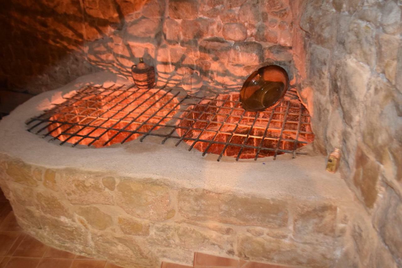 Apartamentos La Muralla Horta de Sant Joan Extérieur photo
